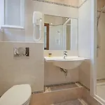 De La Darse Hotel 3*