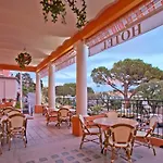De La Darse Hotel 3*