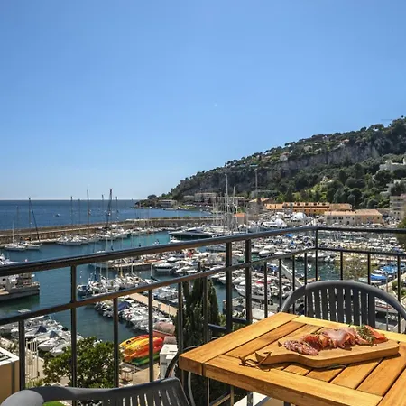 Hotel De La Darse 3*