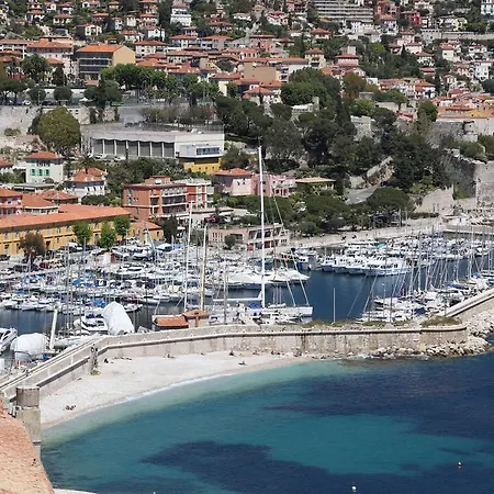 드 라 다르스 호텔 빌프랑슈쉬르메르