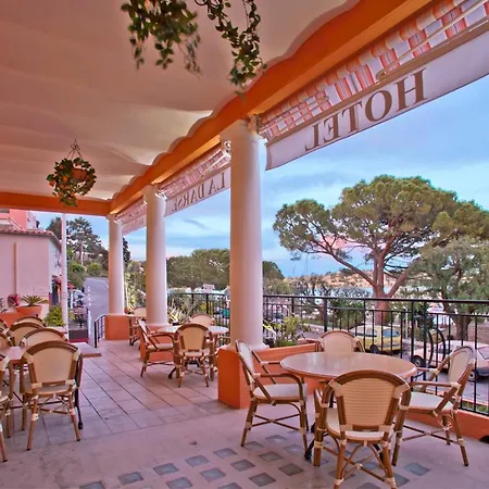 De La Darse Hotel 3*